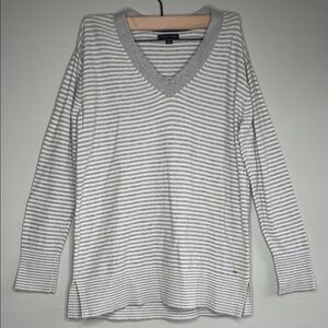 Tommy Hilfiger  Light Gray and White V-Neck Sweater 100%Cotton